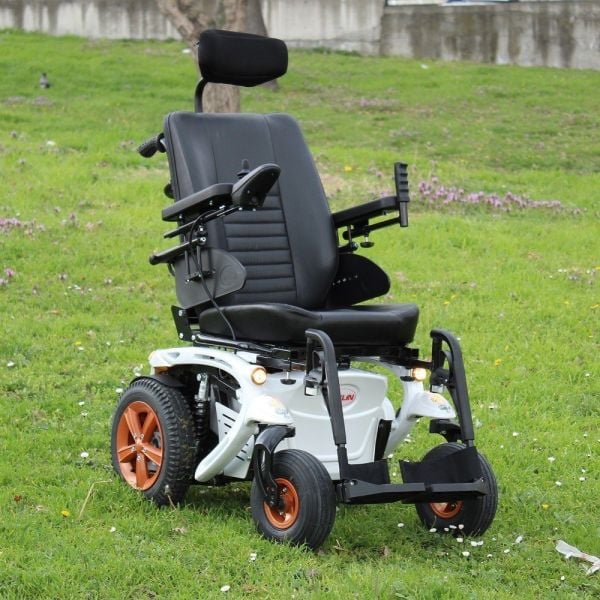 P278 | Güçlü Akülü Tekerlekli Sandalye Kaptan Koltuk