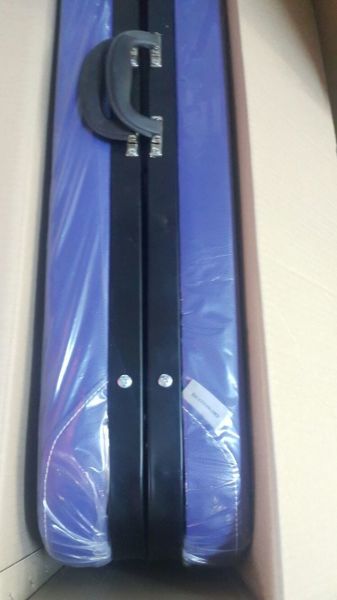 Masaj Masası (Çanta Tipi) 4 farklı renk seçeneği vardır