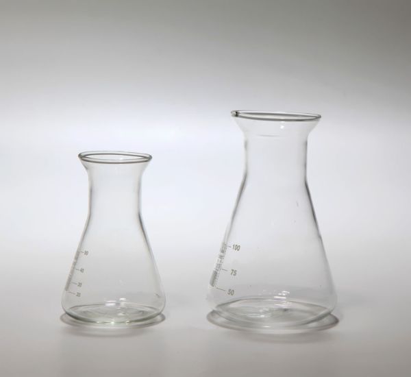 ERLEN CAM GENİŞ BOYUNLU  TAKSİMATLI    500 ML   Boro 3.3 glas